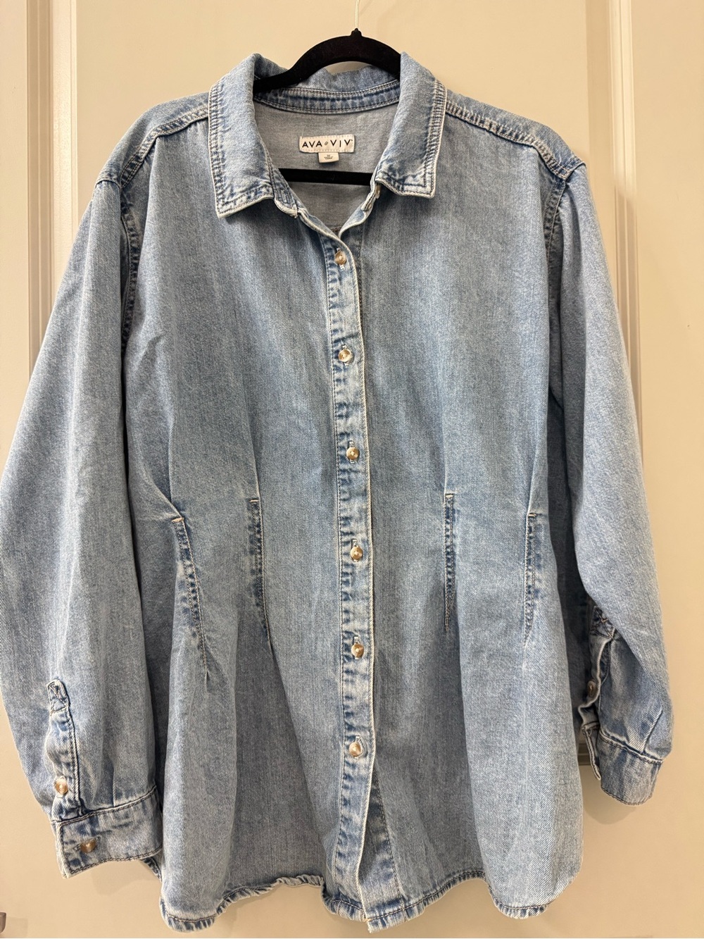 Ava & Viv Women's Denim Shirt Plus Size XL Light Wash Button Up Cotton Shacket